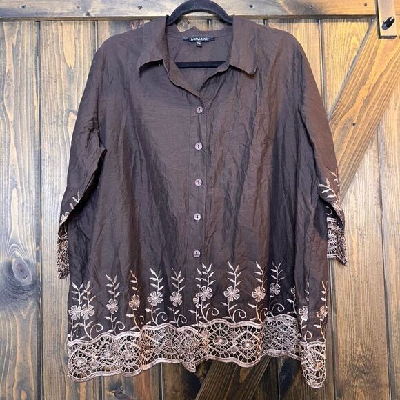 Laura Max Floral Embroidered Hem Button Up Shirt - Picture 1 of 4